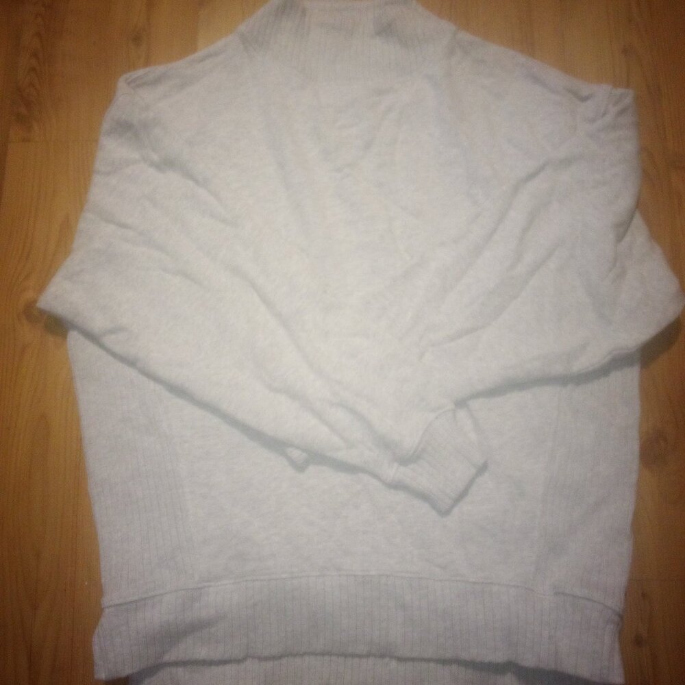 grey oversize sweater